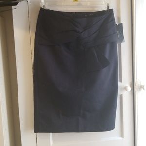 NWT Zara navy pencil skirt with front tie applique